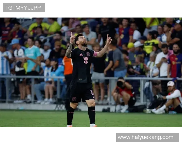 梅西带领球队勇夺世界杯冠军再创辉煌成就引发全球热议